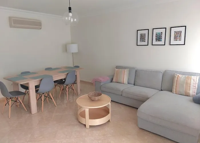 Casa Rika - *